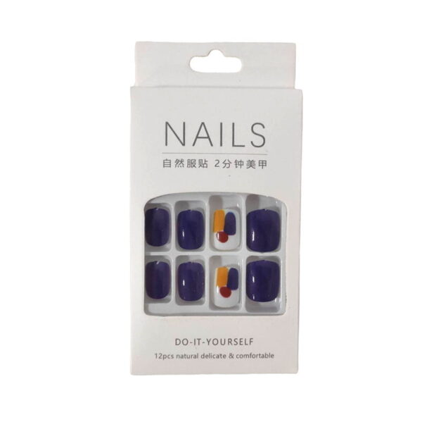 Αυτοκόλλητα νύχια σε διάφορα σχέδια - Press-on fake nails